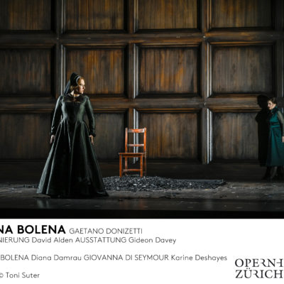 Diana Damrau as Anna Bolena. Photo: ©️ Toni Suter / Opernhaus Zürich